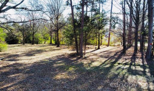 Photo #4 of 113 Stonecrest, Concord, NC