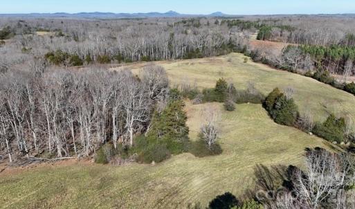 Photo #1 of 996 Splitrail, Clover, SC