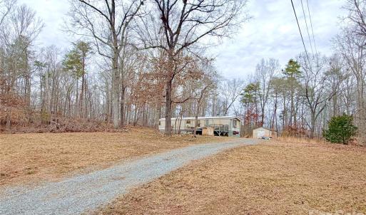 Photo #1 of 1085 Love Valley, Clover, SC