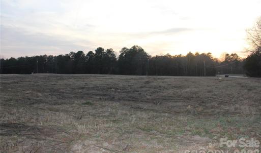 Photo #10 of 6290 Pagemont, Kannapolis, NC