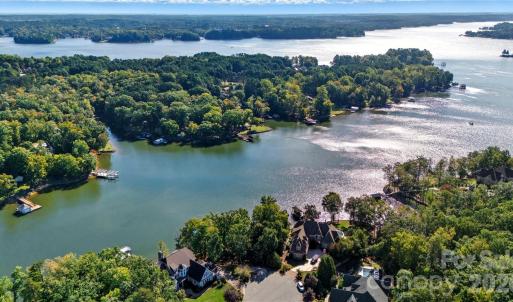 Photo #2 of 3708 Rivergrass, York, SC