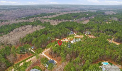 Photo #6 of 6188 Chimney Bluff, Lancaster, SC
