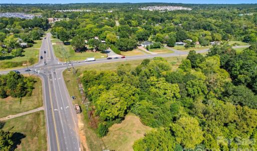 Photo #4 of 3455 Roberta, Concord, NC