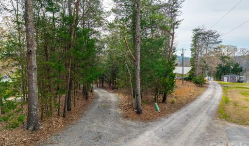 Photo #12 of 5549 Beaverdam Creek, Clover, SC