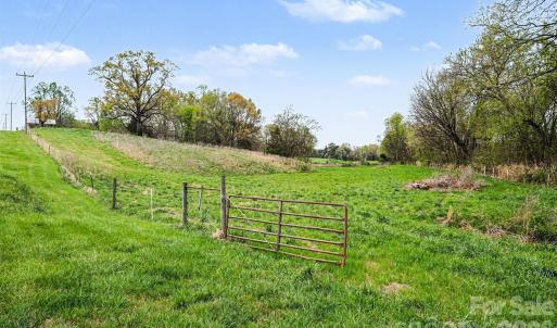 Photo #2 of White, Mt Ulla, NC