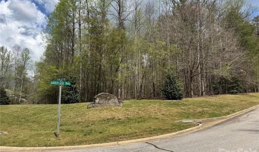 Photo #6 of 101 Autumn Leaves, Marietta, SC