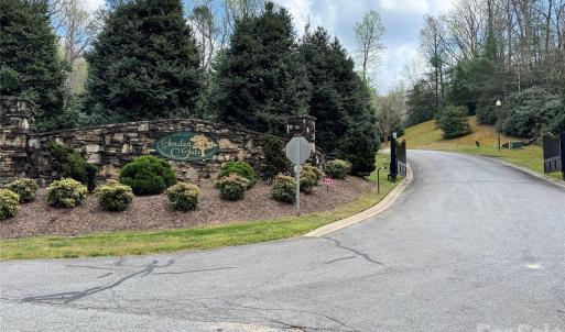 Photo #4 of 101 Autumn Leaves, Marietta, SC