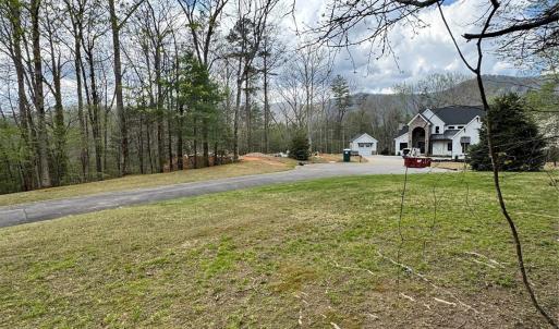 Photo #16 of 101 Autumn Leaves, Marietta, SC