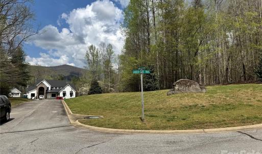 Photo #7 of 101 Autumn Leaves, Marietta, SC