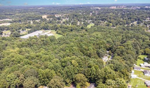 Photo #4 of 4648 Nob Hill, Kannapolis, NC