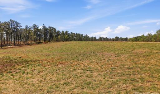 Photo #27 of 52 Mcmillan, Cheraw, SC