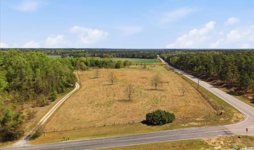 Photo #25 of 52 Mcmillan, Cheraw, SC