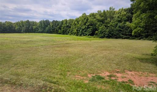 Photo #6 of Oak, McConnells, SC