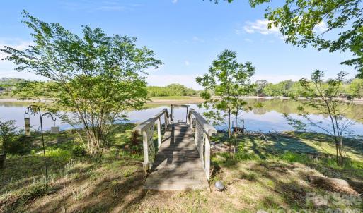 Photo #1 of 405 Carroll, Lake Wylie, SC