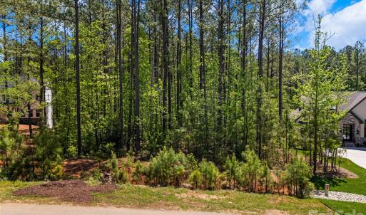 Photo #2 of 6121 Chimney Bluff, Lancaster, SC