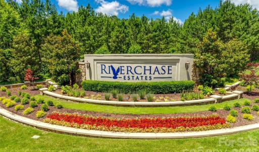Photo #10 of 6121 Chimney Bluff, Lancaster, SC