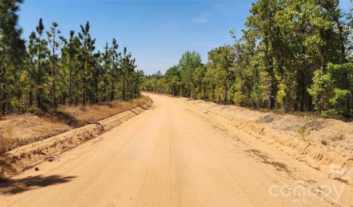 Photo #26 of 1050 Mcqueen, Patrick, SC