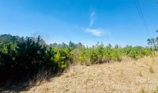 Photo #8 of 415 Hawkins, Hartsville, SC