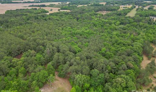 Photo #14 of 3133 Magnolia, Bennettsville, SC