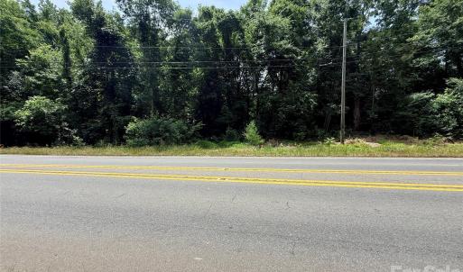 Photo #4 of 10501 Davidson, Huntersville, NC