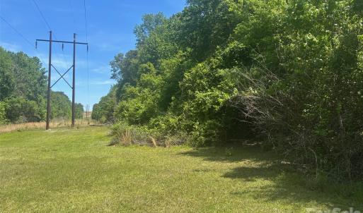 Photo #2 of 2206 Highway 1, Elgin, SC