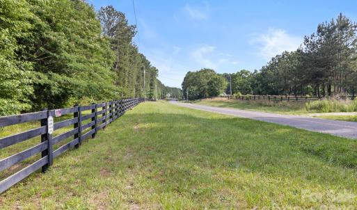 Photo #6 of 1628 Sherrer, York, SC