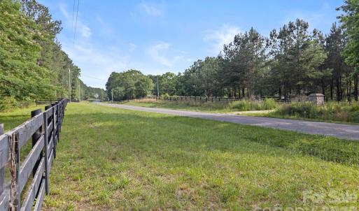 Photo #9 of 1628 Sherrer, York, SC