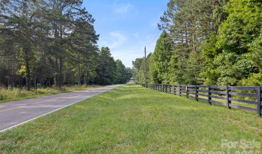 Photo #10 of 1628 Sherrer, York, SC