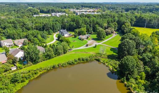 Photo #4 of 3017 Stevens Schultz, Matthews, NC