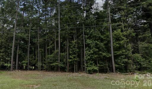 Photo #2 of 714 Plantation, Lancaster, SC