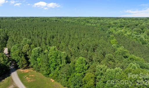 Photo #3 of Peacehaven, McConnells, SC