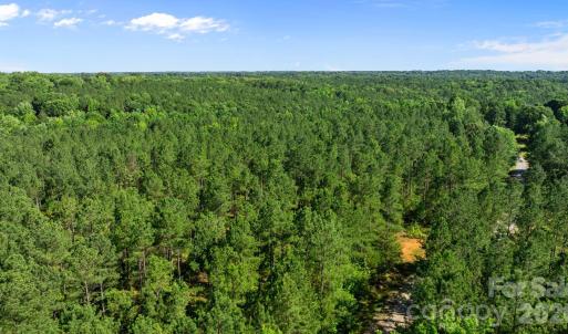 Photo #2 of Peacehaven, McConnells, SC