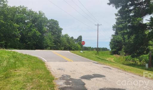 Photo #5 of 1413 Old Columbia, Chester, SC