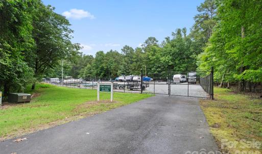 Photo #12 of 206 Kendricks, Lexington, NC