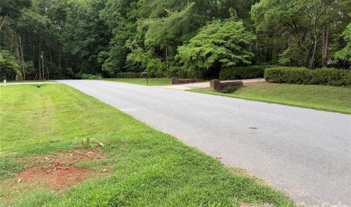 Photo #5 of 8251 Addison, Harrisburg, NC