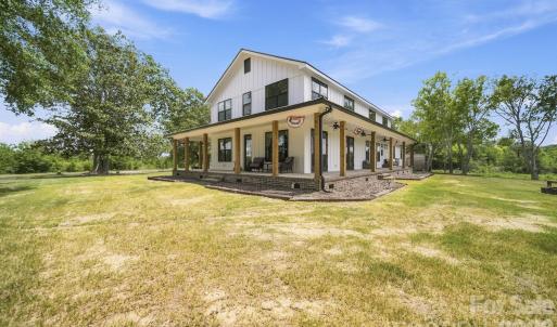 Photo #34 of 1726 Old Cheraw, Rockingham, NC