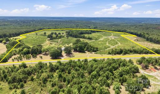 Photo #4 of 1726 Old Cheraw, Rockingham, NC