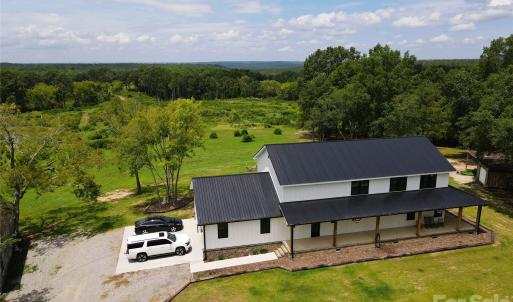 Photo #2 of 1726 Old Cheraw, Rockingham, NC