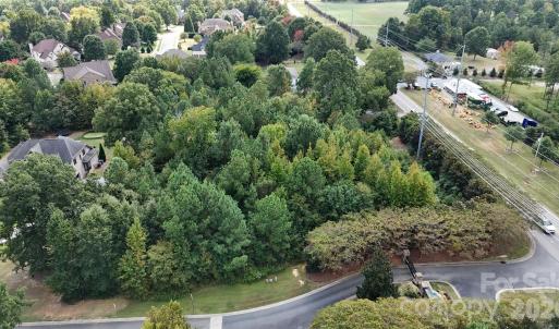 Photo #7 of 8335 Victoria Lake, Waxhaw, NC