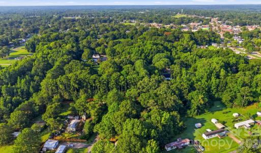 Photo #3 of 101 Maxwell, Clover, SC