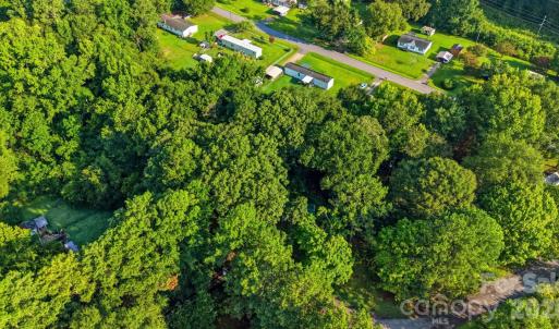 Photo #4 of 101 Maxwell, Clover, SC