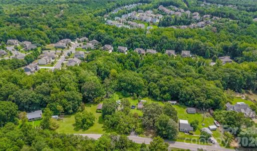 Photo #5 of 1298 Gardendale, Fort Mill, SC