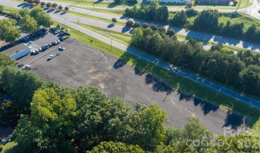 Photo #6 of 3196 Peters Creek, Winston Salem, NC