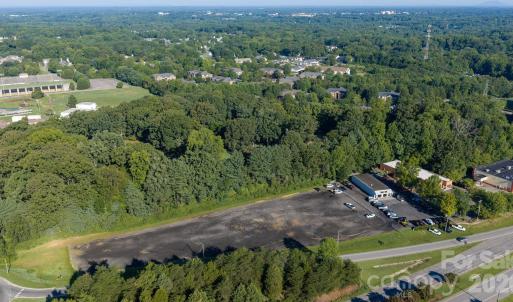 Photo #12 of 3196 Peters Creek, Winston Salem, NC