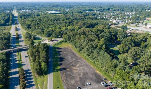 Photo #10 of 3196 Peters Creek, Winston Salem, NC