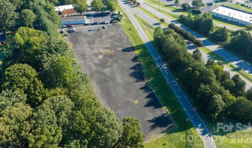Photo #5 of 3196 Peters Creek, Winston Salem, NC