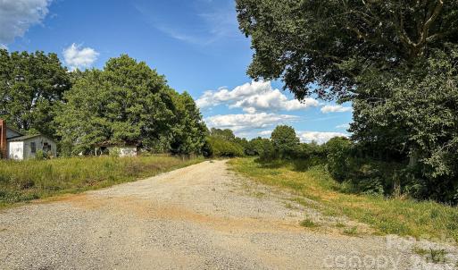 Photo #3 of 931 Mt Vernon, Woodleaf, NC
