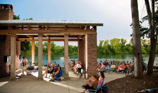 AMPHITHEATER (Large)