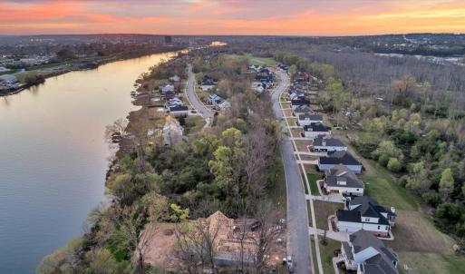 10-628 Rivernorth Dr, 200ft View, Drone-