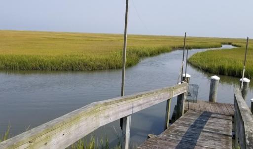 Dock out into Crippen Creek